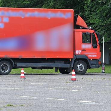 Boiska szkolne zamieniy si w place manewrowe