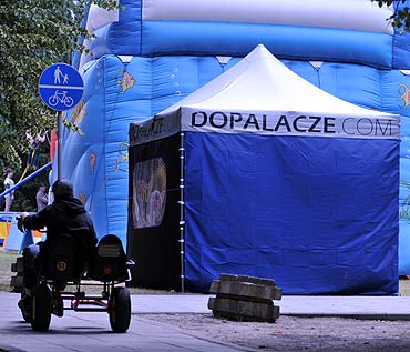 Otworzą stoisko z dopalaczami obok placu zabaw