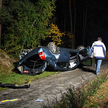Wypadek na Karsiborskiej. Jechali ponad 140 km/h