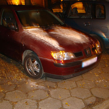 Wracajc z dyskoteki dewastuj samochody