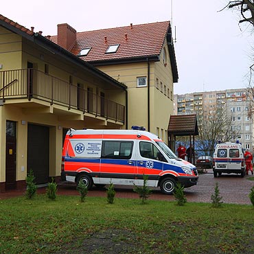 Karetki s nowe a wjazd na pla tylko jeden!