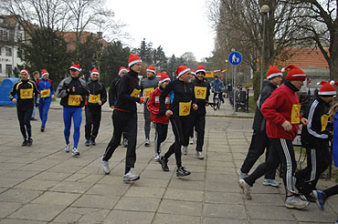 POBIEGŁO 27 MIKOŁAJÓW