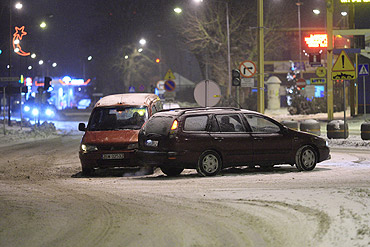 Spowodowa kolizj. Mg za to spdzi noc w areszcie! 