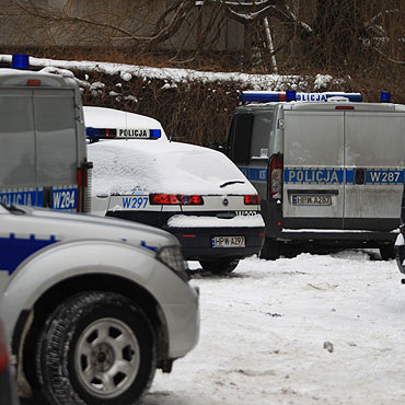 Pijany kierowca uszkodzi radiowz