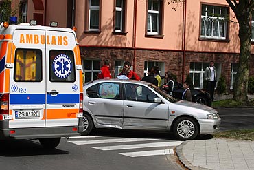 Kolizja Nissana z BMW