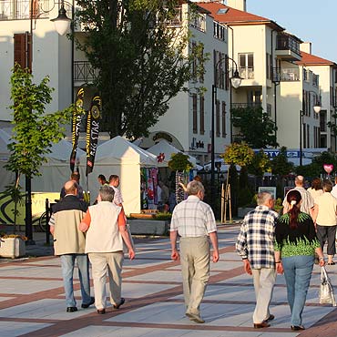 Robi bazar z nowej promenady
