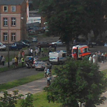 Potrci pieszego na pasach 