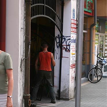Kolejna brama w centrum