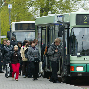O may wos nie potrci przechodniw autobusem!
