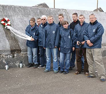 Nie zapomnimy / Byliśmy tak blisko a odeszliśmy tak daleko.