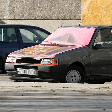 W winoujciu nie kradn samochodw. Tylko je maluj…