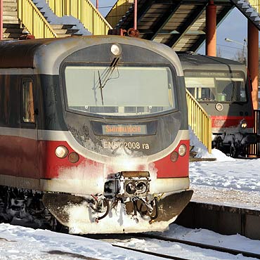 Pocigi ze winoujcia odjedaj z opnieniem