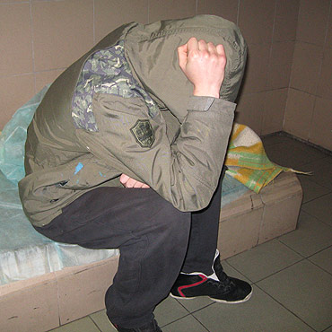 19-latkowie pobazgrali elewacje kilku budynków