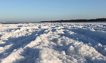Plaża kusi spacerowiczów. Apelujemy o rozwagę!