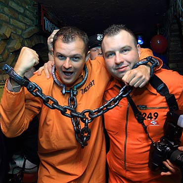 Policjanci i zodzieje rzdzili <br>w „Piwnicy”