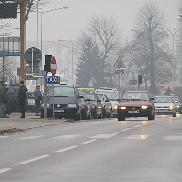 Taksówki przeszkadzają kierowcom