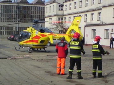 Wypadek w stoczni remontowej. Pracownik raniony piaskarką