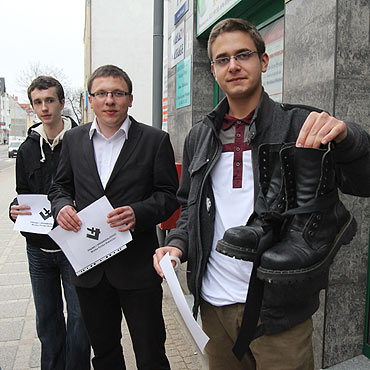Zostawili protest i... buty.<br>Zobacz film!