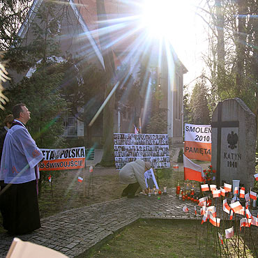 Uczcili pami ofiar tragedii Smoleskiej. Zobacz film!