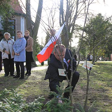 Uczcili pami ofiar tragedii Smoleskiej. Zobacz film!