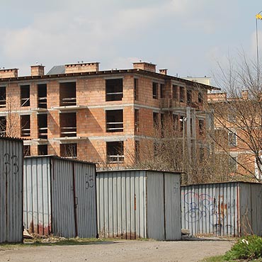 Mieszkanie dla syna to jedynie czubek... GRY LODOWEJ