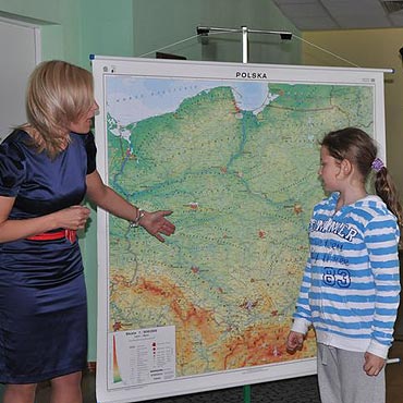 Wernisaż prac cyklu czytelniczo-plastycznego „Śladami baśni i legend polskich”