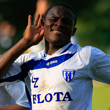 Charles Nwaogu blisko Energie Cottbus