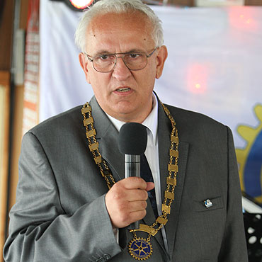 W Rotary Clubie przekazuj wadze
