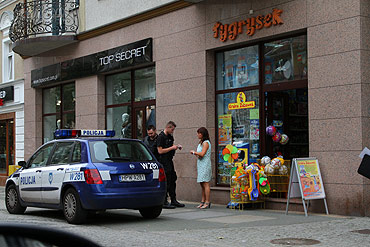 Tajemniczy worek peen zabawek. Policja szuka waciciela