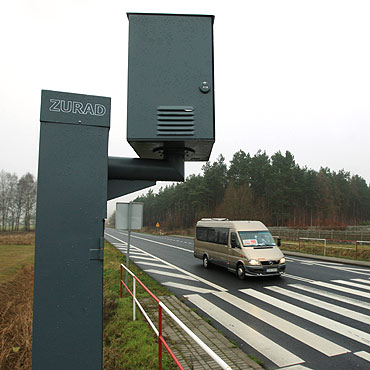 Mg jecha zaledwie 85 km/h. Fotoradar wykaza 105