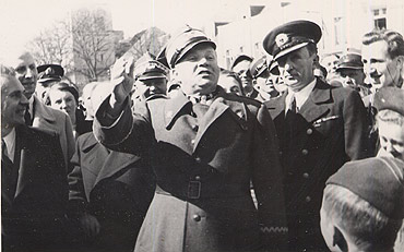 Pocz±tki garnizonu Polskiej Marynarki Wojennej w ¦winouj¶ciu 1946