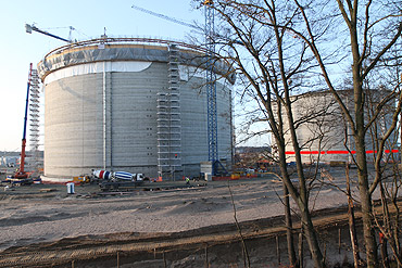 Terminal LNG: Uwaga bubel! Szczelina na pierwszej z bek
