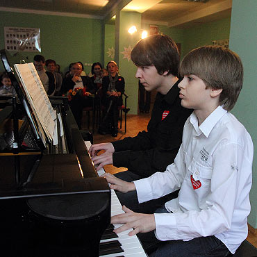 Szkoła Muzyczna gra z Owsiakiem