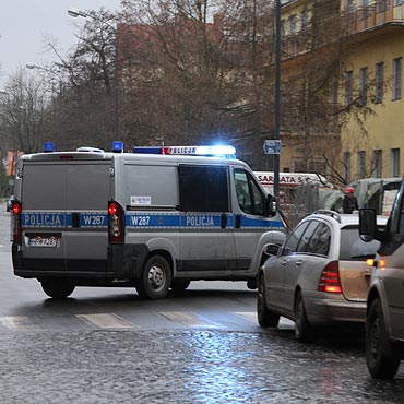 Wypadek na budowie. Robotnik spad z drugiego pitra