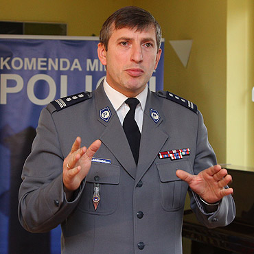 Moe zabrakn policjantw. Zobacz film
