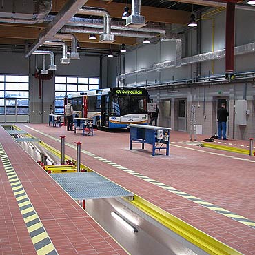 Autobusy wyjedaj ju z nowej bazy