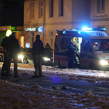 Pijany przechodzie pod koami bmw