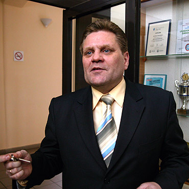 Na trybuny poczekamy 