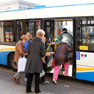 Pasaerowie chc biletw miesicznych 