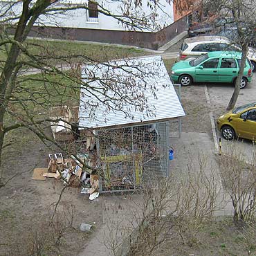 Przy mietnikach wci kto baagani. „Zamontujcie tam kamery!”