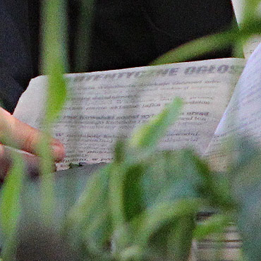 Co robią radni na sesji? Czytają ogłoszenia parafialne!