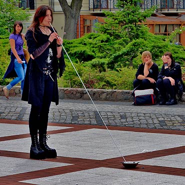 Performance na promenadzie. Zobacz film!