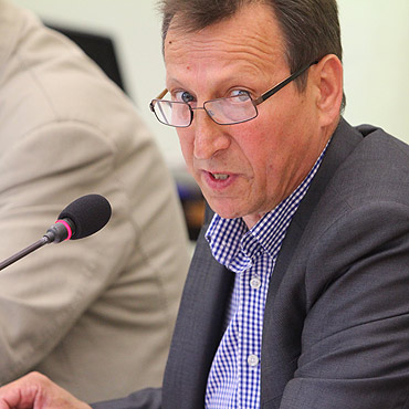 Radny Brzezowski: Nie tankujcie paliwa na Shelu i 1,2,3!