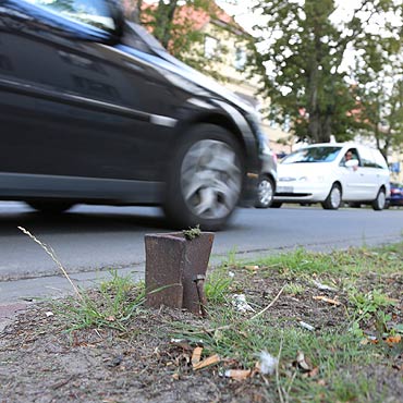 Wystajce teowniki mog przebi opon