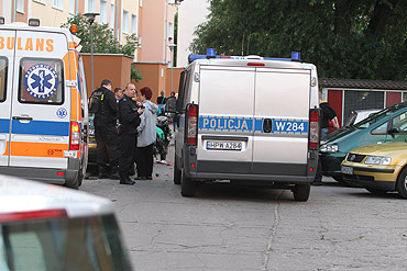 Skuterem wjecha w samochd. Trafi do szpitala