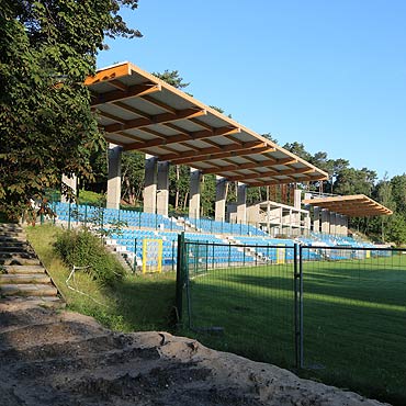 Budowlacy porzucili stadion. Bd kary?