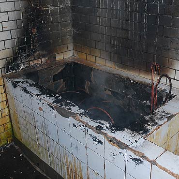 Bezdomni zrobili sobie „ognisko”. Interweniowali straacy