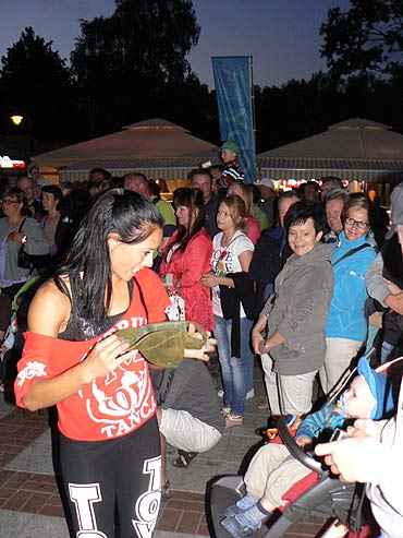 „Fama” rozgrzewa promenad