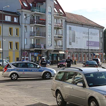 Policja upomina kierowcw: Mona ju jecha Armii Krajowej w kierunku Placu Wolnoci
