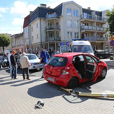 Wypadek na Piastowskiej. Dziecko odwieziono do szpitala 